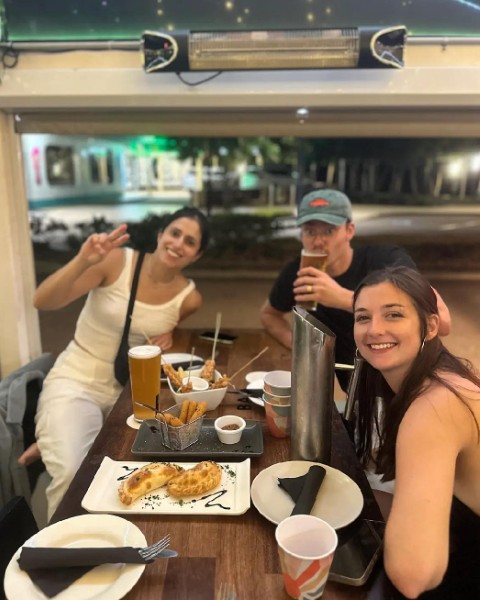 Breeze Bar guests Breeze Bar (2)