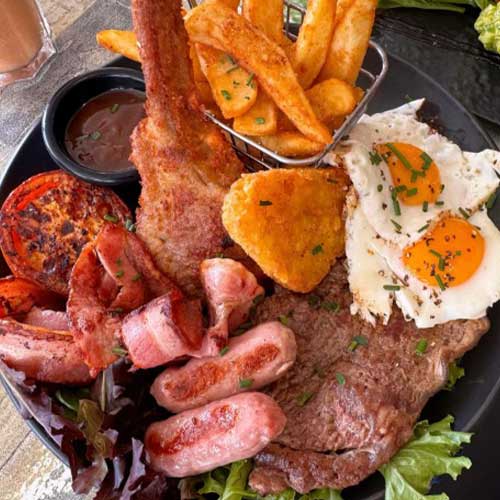 Garuma Breakfast Restaurant And Cafe