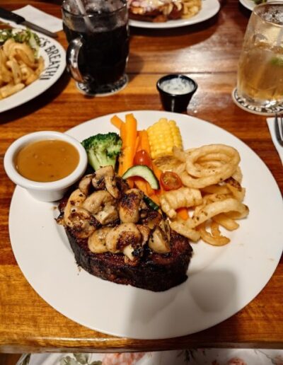 Hog;s Breath Cafe Airlie Beach meal