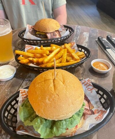 Little Vegas Burger and Bar (6) Little Vegas Burger And Bar