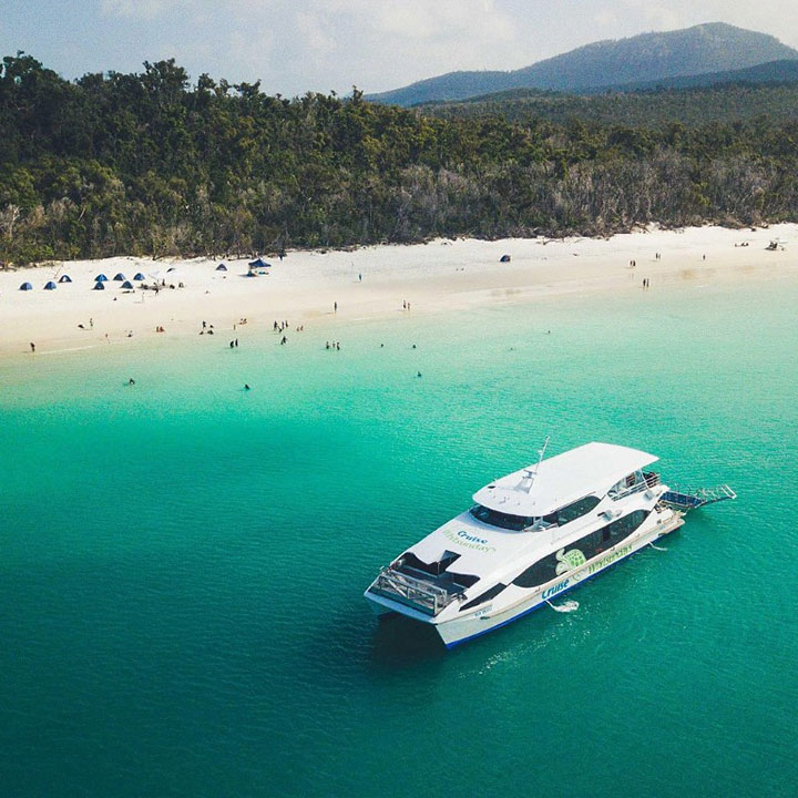 Cruise Whitsundays Half Day Tour