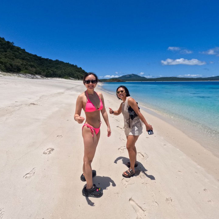 Haslewood Island Chalkies Beach