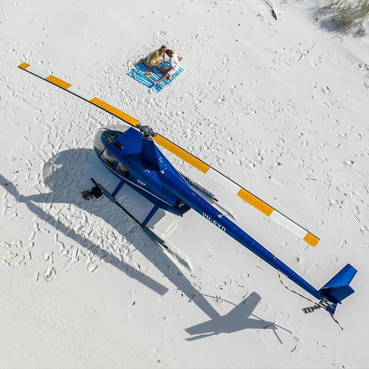 Helicopter Whitehaven And Heart Reef