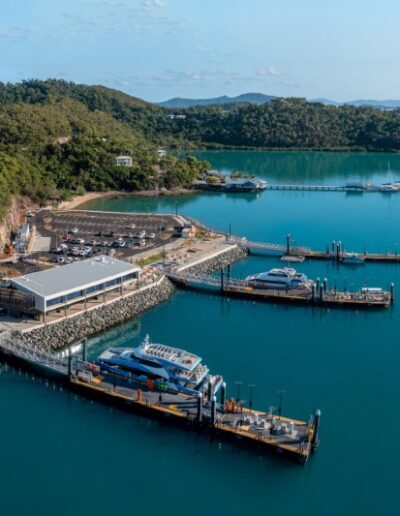 Shute Harbour Marina ( (7) Shute Harbour Marina overview